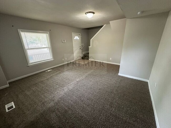 Photo - 2411 S Sterling Ave