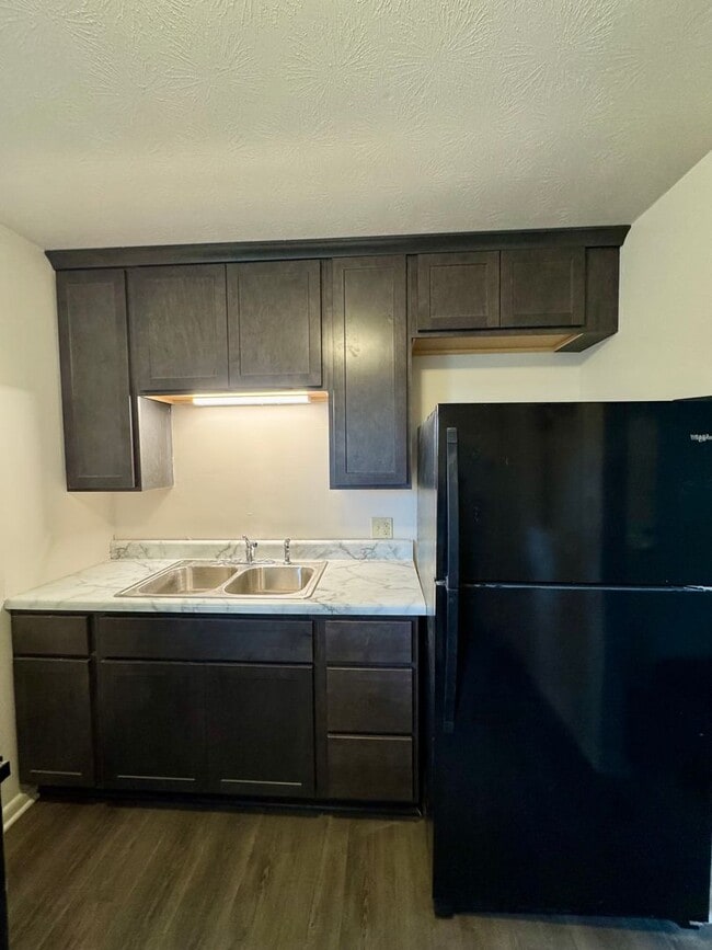 Photo - Two Bedroom Apartment for Rent