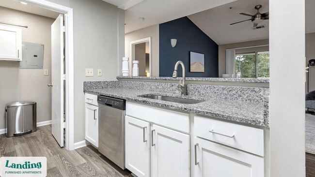 Building Photo - 300 Long Shoals Rd Unit 05H.1410584 Rental