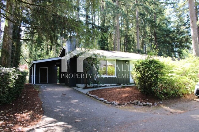 Building Photo - 4712/4714 Reid Dr.