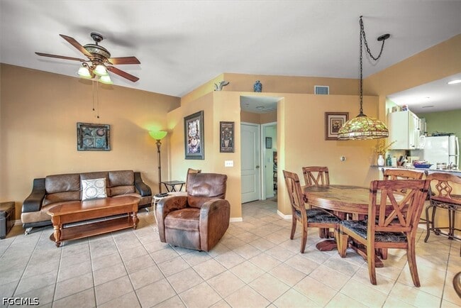 Photo - 12141 Summergate Cir Unit 102