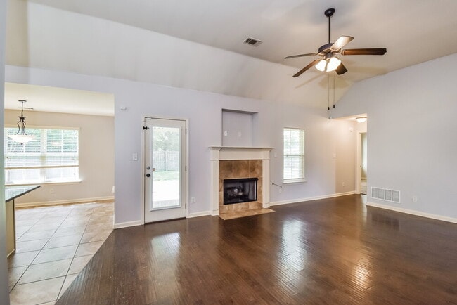 Photo - 2639 Cherry Tree Dr