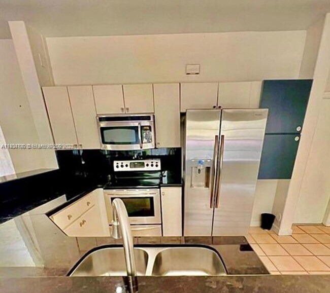 Photo - 16972 SW 33rd Ct