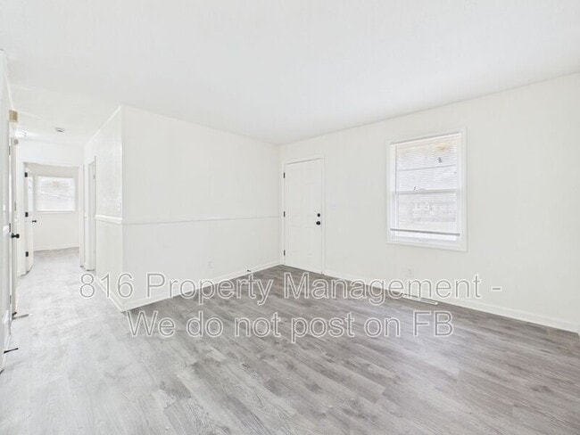 Photo - 7907 E 51st St