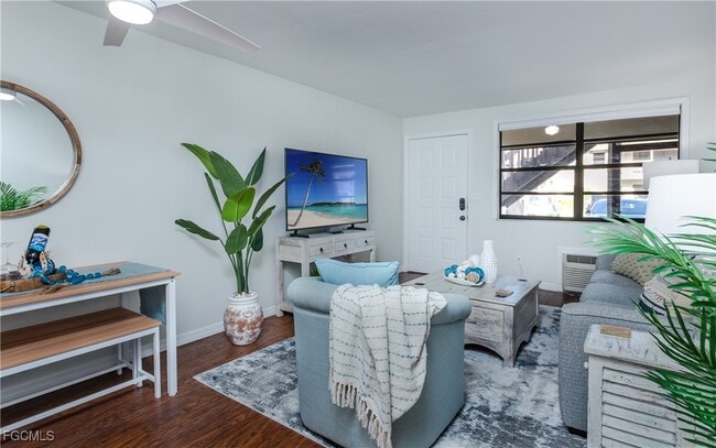 Photo - 9350 Lennex Ln Unit 807