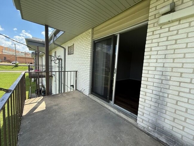Photo - 2 Bedroom Unit was recently renovated. Live walking distance from the downtown square or steps f...