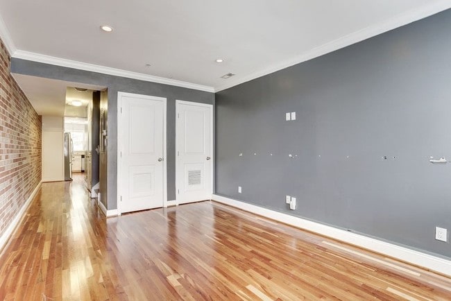 Photo - 1120 K St SE