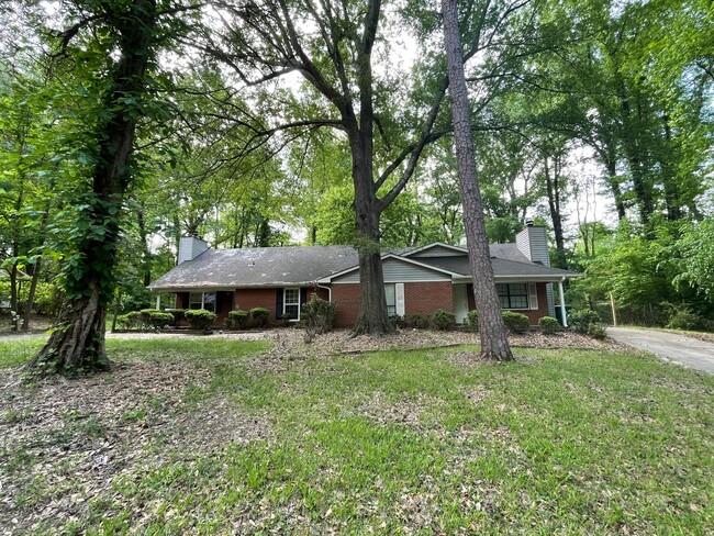 This Adorable 2 bedroom 2 bath duplex is l... - This Adorable 2 bedroom 2 bath duplex is l... House