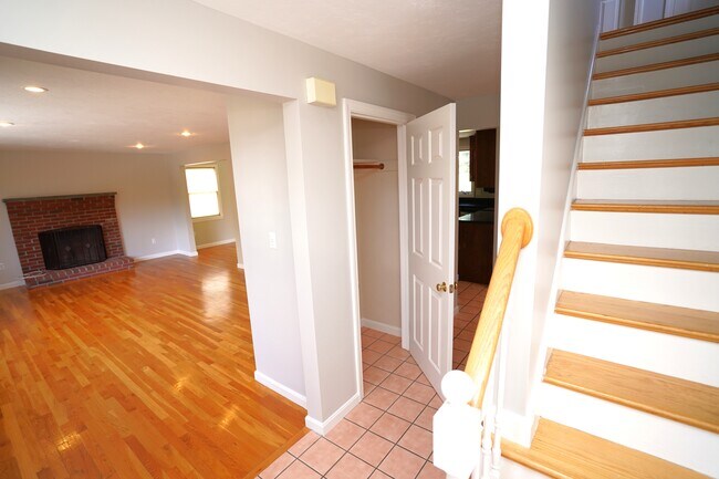 Photo - 8 Mann St