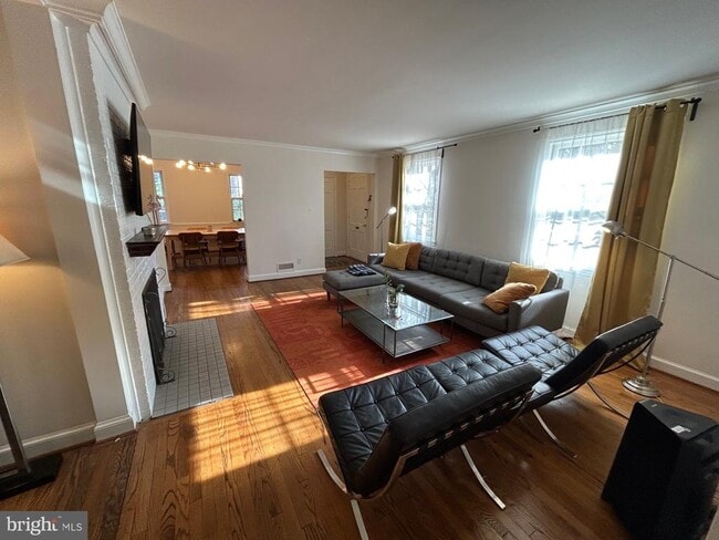 Photo - 5507 Chesterbrook Rd