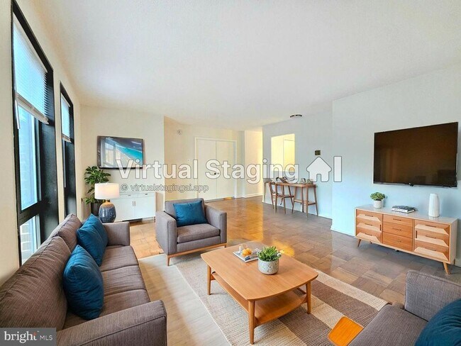 Photo - 1280 21st St NW Unit 402