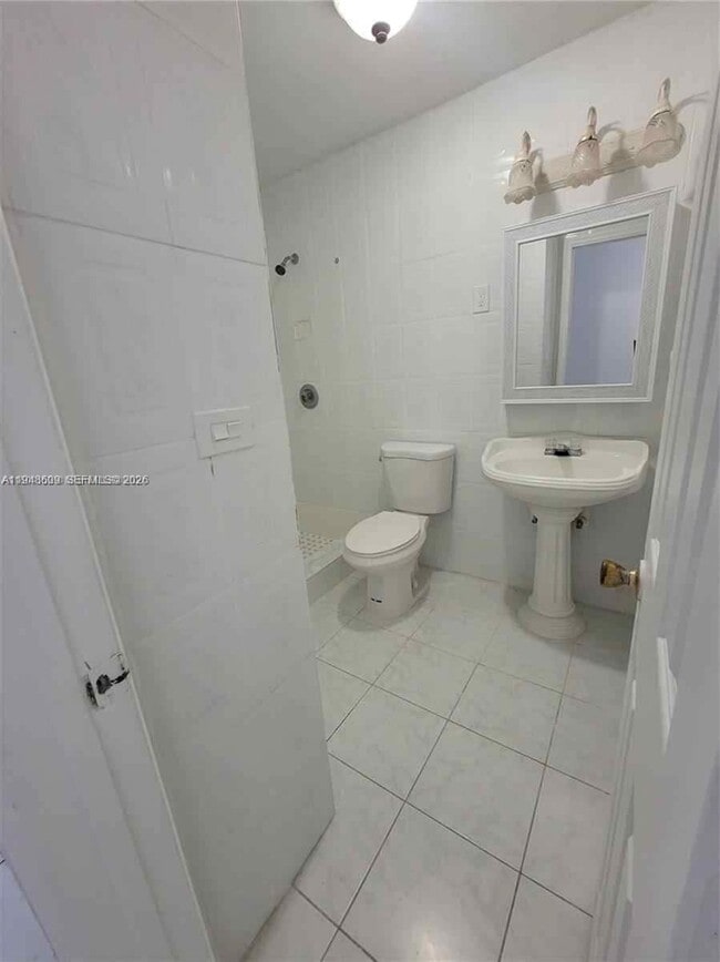 Photo - 12305 SW 42nd St