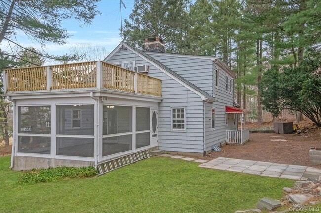 Photo - 630 Quaker Rd
