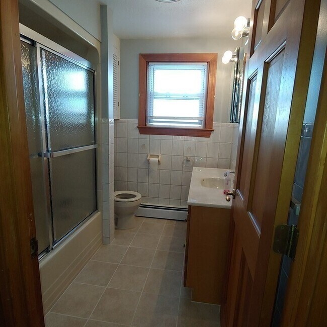 Photo - 35 McGee St Unit 2
