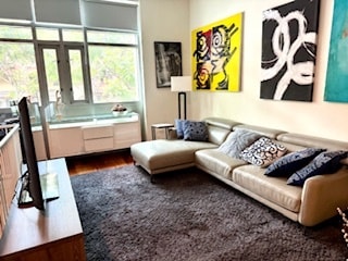 TV DE 60 PULGADAS PARA SALA DE ESTAR - 801 Ash St Unidad 101