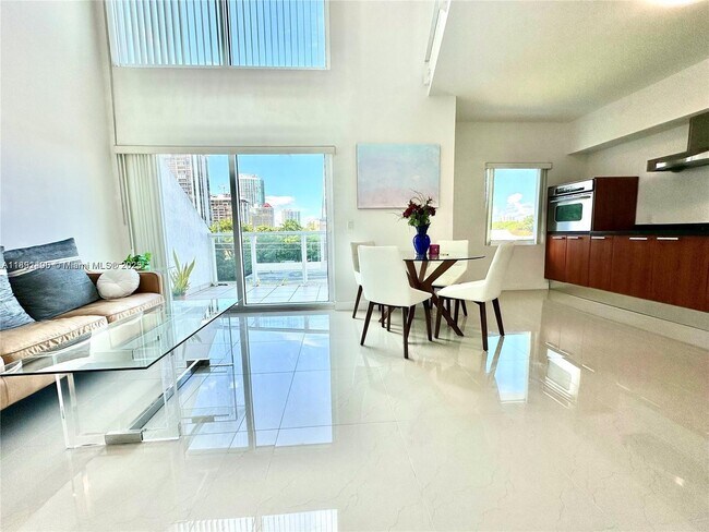 Photo - 1650 Brickell Ave Unidad 203