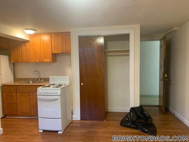 Photo - 168 N Beacon St Unit 1A