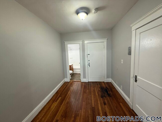 Photo - 44 Estes St Unit 6