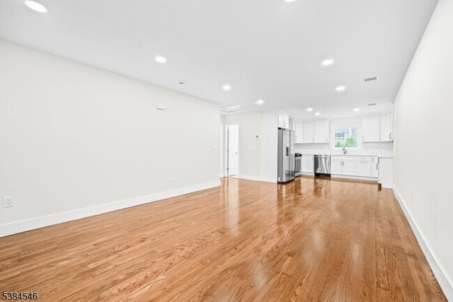 83 Harrison Ave Unit 2
