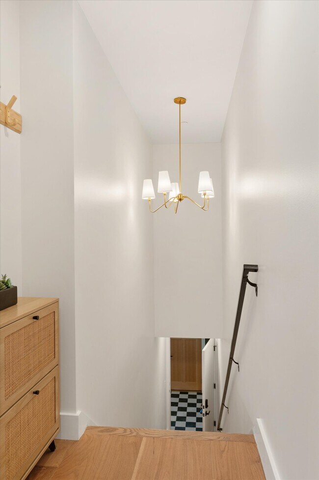 Photo - 318 Webster St NW Unit C