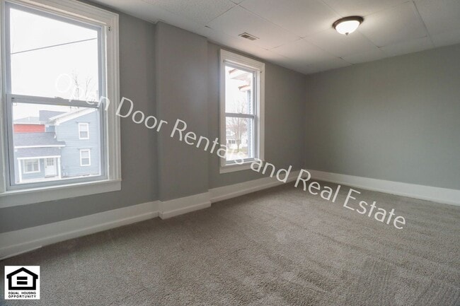 Photo - 405 S Wayne St Unit 4