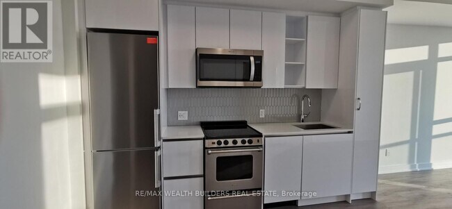 Photo - 251 Manitoba St Unit 620
