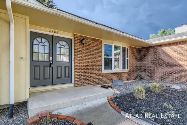 Photo - 2306 Zane Pl
