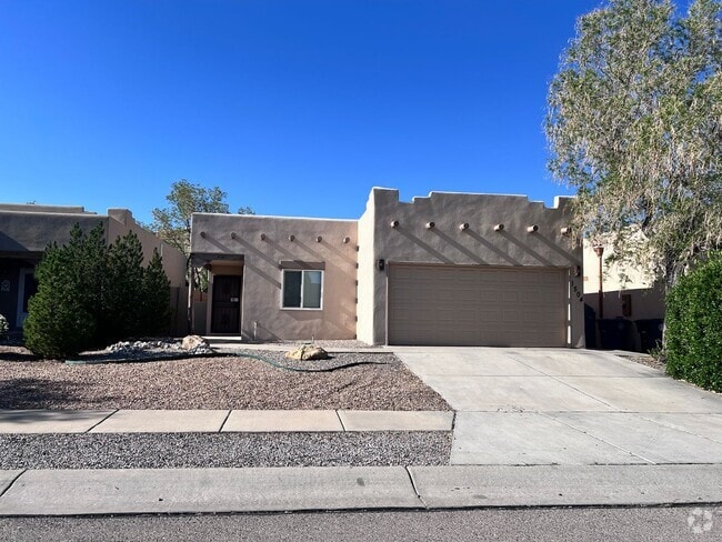 Building Photo - 2 Bedroom with major appliances, 2 car gar... Rental