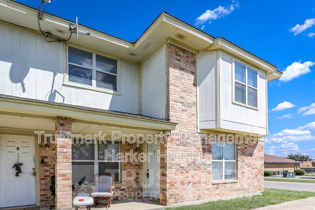 Photo - 3103 Courtney Ln