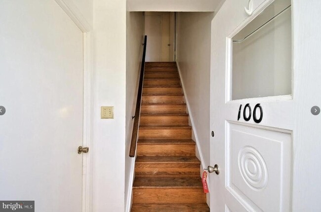 Photo - 100 Borbeck Ave