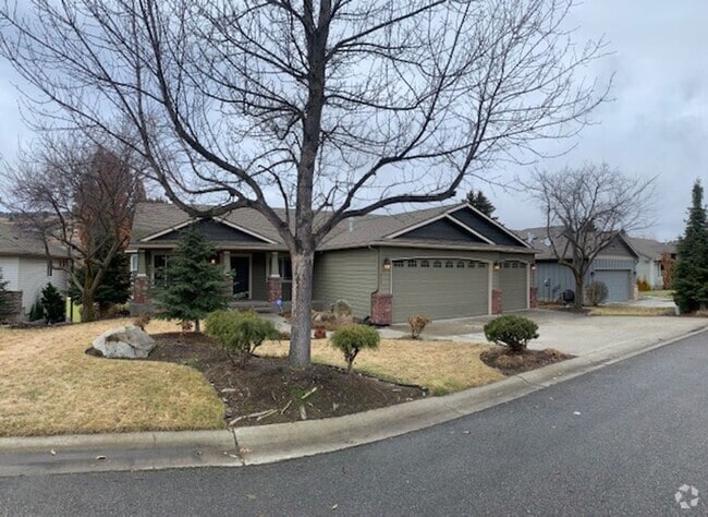 Building Photo - $3,495 / 4br - 3600ft2 - Exqusite, executi... Rental