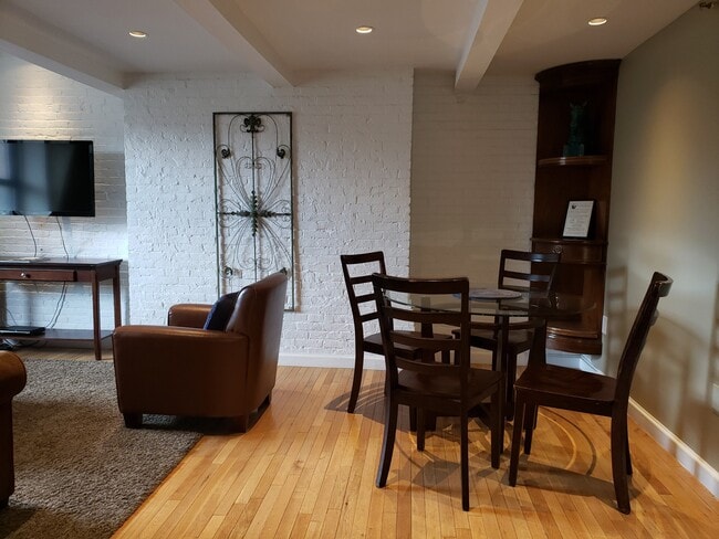 Photo - 113 Beacon St Unit 6R