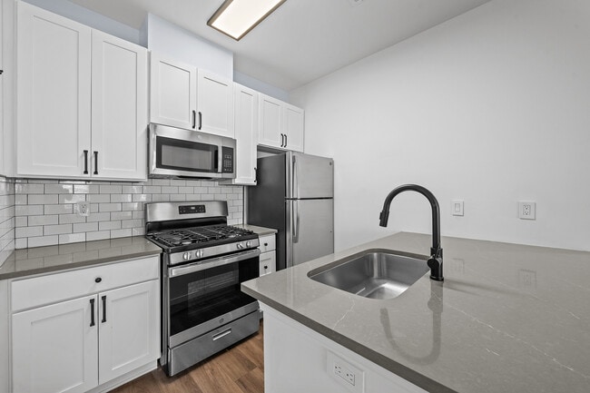 DSC06500 - Avana Lexington