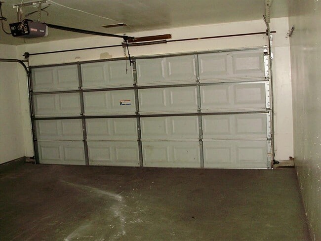 Building Photo - 12015 Swan Creek Dr Rental