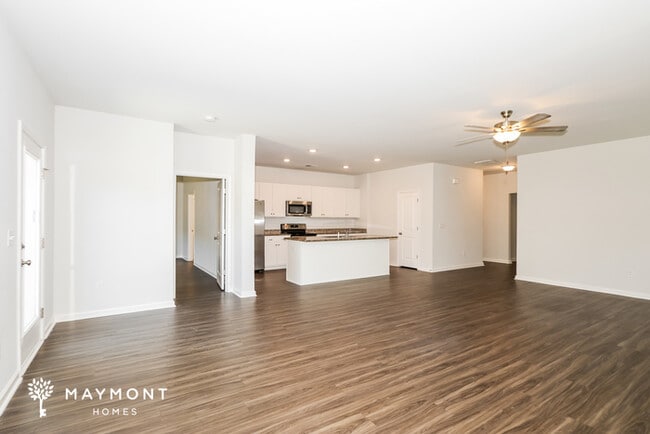 Photo - 360 Augustine Dr