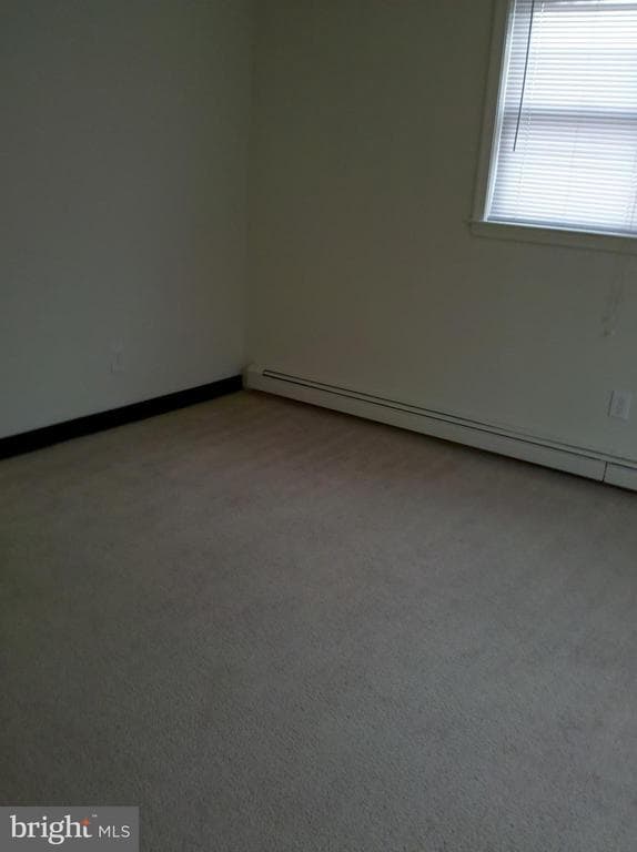 Photo - 7850 Oxford Ave Unidad 4