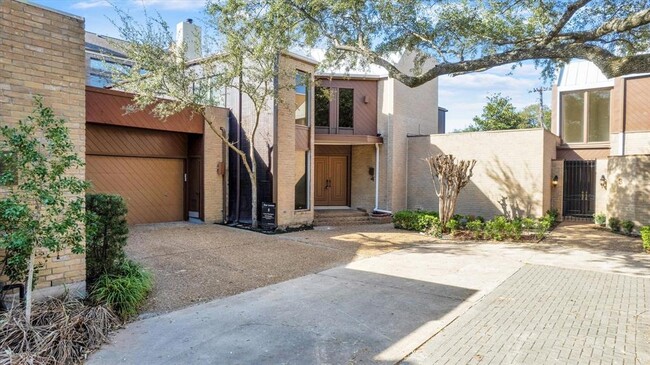Photo - 5600 San Felipe St Condo Unit 4