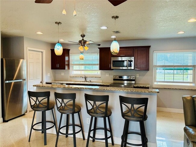 Photo - 14025 Yacht Club Blvd