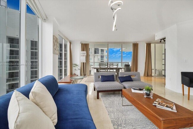 Photo - 18671 Collins Ave Unidad 2404