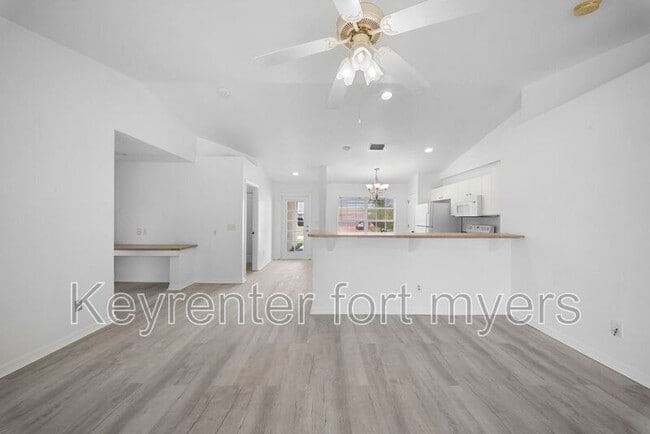 Photo - 3213 17th St SW