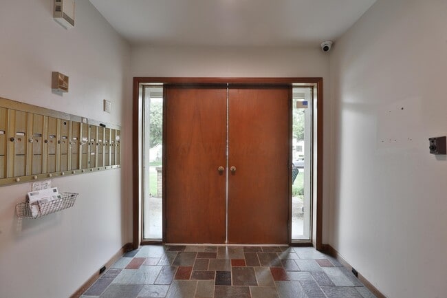 Photo - 699 Wetmore Rd Unit G