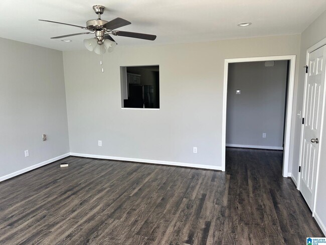 Photo - 162 Crocker Rd