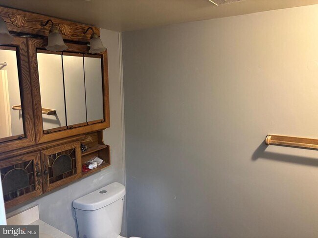 Photo - 44 Courtside Dr Unit B31