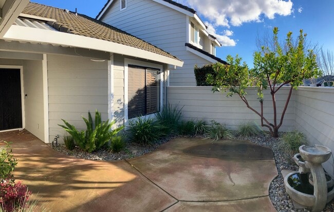 Photo - 3600 Thomas More Way