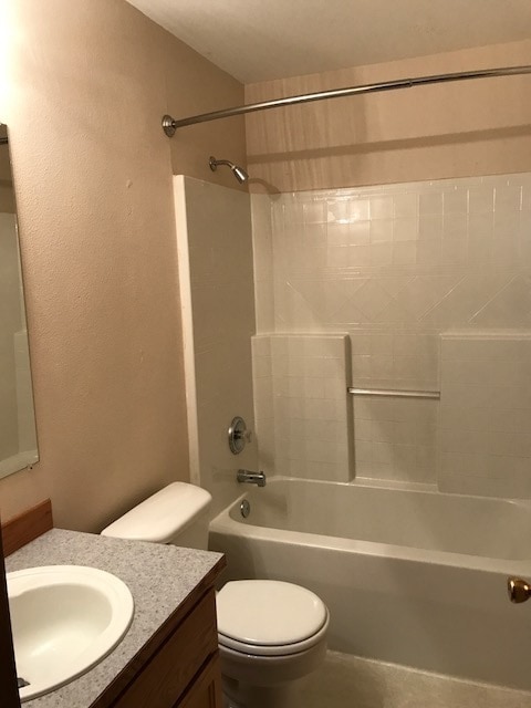 Photo - Wonderful 3 Bedroom Duplex!