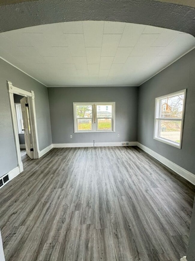 Photo - 3-Bedroom, 1-Bathroom Home – $1,250/Month