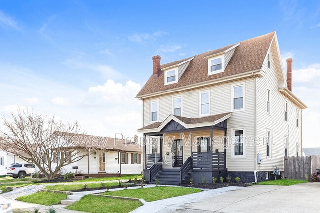 Photo - 226 Greenwich Ave