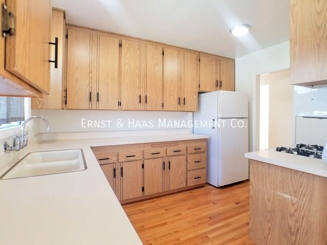 Photo - 3312 San Anseline Ave