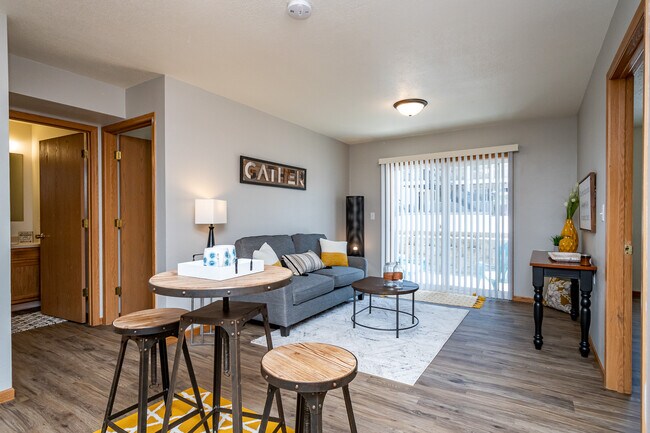 Eagle's Nest Apartments