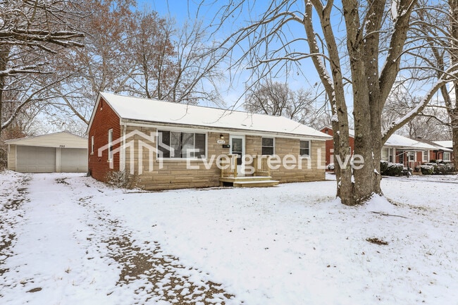 Photo - 3913 N Bolton Ave